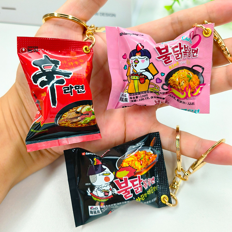 Korean Instant Noodles Keychai - Zinc Food Snacks ulasan dan harga