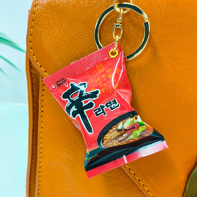 Korean Instant Noodles Keychai - Zinc Food Snacks ulasan dan harga